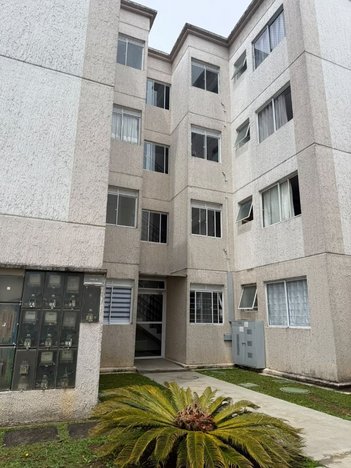 apartment em Rua Fábio Fanuchi, Santa Cândida - Curitiba - PR