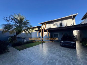 house em Avenida Frederico Straube, Vila Oliveira - Mogi das Cruzes - SP