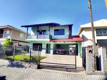 house em Rua Otto Benack, Bom Retiro - Joinville - SC