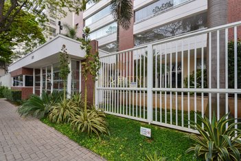 apartment em Rua Benedito Lapin, Itaim Bibi - São Paulo - SP