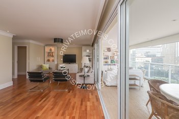 apartment em Rua Doutor Renato Paes de Barros, Itaim Bibi - São Paulo - SP