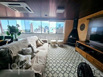 apartment em Rua Dona Adda Mascarenhas de Moraes, Jardim Itu - Porto Alegre - RS