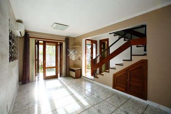 house em Rua Waldomiro Schapke, Partenon - Porto Alegre - RS