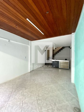 business em Largo de Santo Antônio, Centro - Cabo Frio - RJ