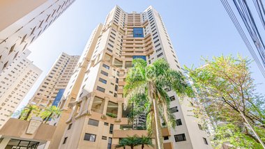 apartment em Avenida Iguaçu, Água Verde - Curitiba - PR
