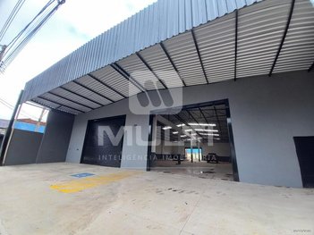 industrial em Avenida Monsenhor Eduardo, Bom Jesus - Uberlândia - MG