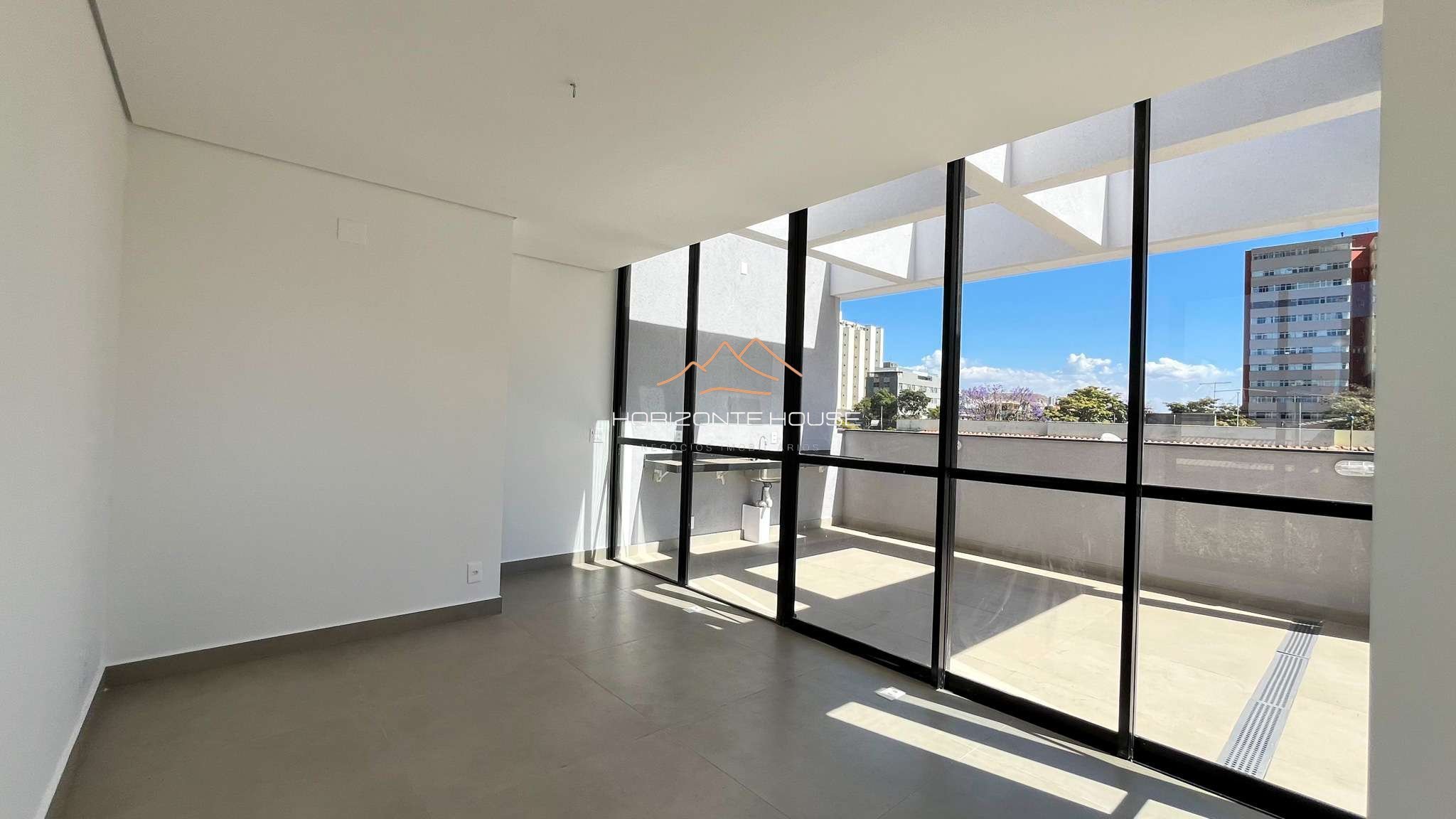 Cobertura com 2 quartos — Serra, Belo Horizonte