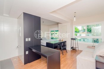 apartment em Rua Mostardeiro, Moinhos de Vento - Porto Alegre - RS