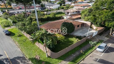 land_lot em Rua Júlia Wanderley, Mercês - Curitiba - PR
