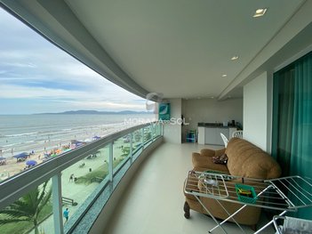 apartment em Rua 231A, Meia Praia - Itapema - SC