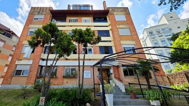 apartment em Rua Quatro Mil Quinhentos e Vinte e Dois, Cavalhada - Porto Alegre - RS