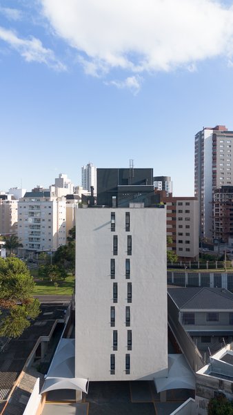 Cômodo Condomínio