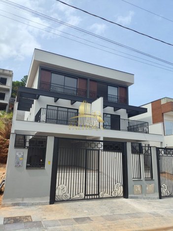 house em Rua André Felipe Filho Sumar, São Sebastião - Palhoça - SC