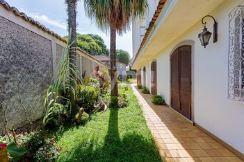 house em Rua Padre Anchieta, Mercês - Curitiba - PR