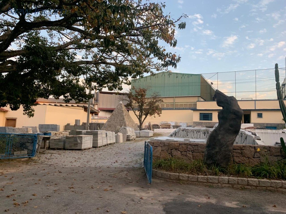 1748532209989-terreno_60_interlagos