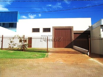 industrial em Rua Aparecido Vicente Garcia, Parque Industrial Buena Vista - Londrina - PR