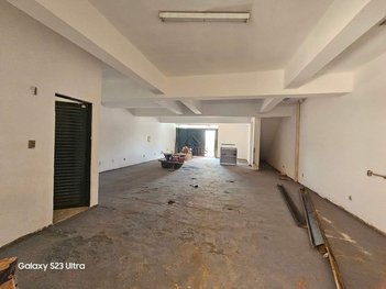 office em José Thiago, Vila Nossa Senhora de Fátima - Botucatu - SP