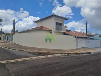 house em Rua Adolfo Balarin, Jardim Paraíso II - Botucatu - SP