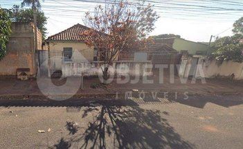 land_lot em Rua Sebastiana Arantes Fonseca, Santa Mônica - Uberlândia - MG