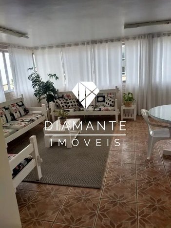 apartment em Rua Buenos Aires, Jardim Botânico - Porto Alegre - RS