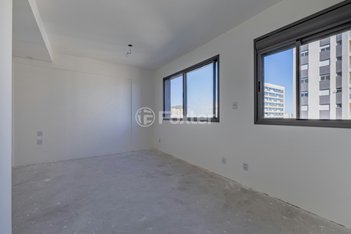 apartment em Rua São Josemaria Escriva, Jardim do Salso - Porto Alegre - RS