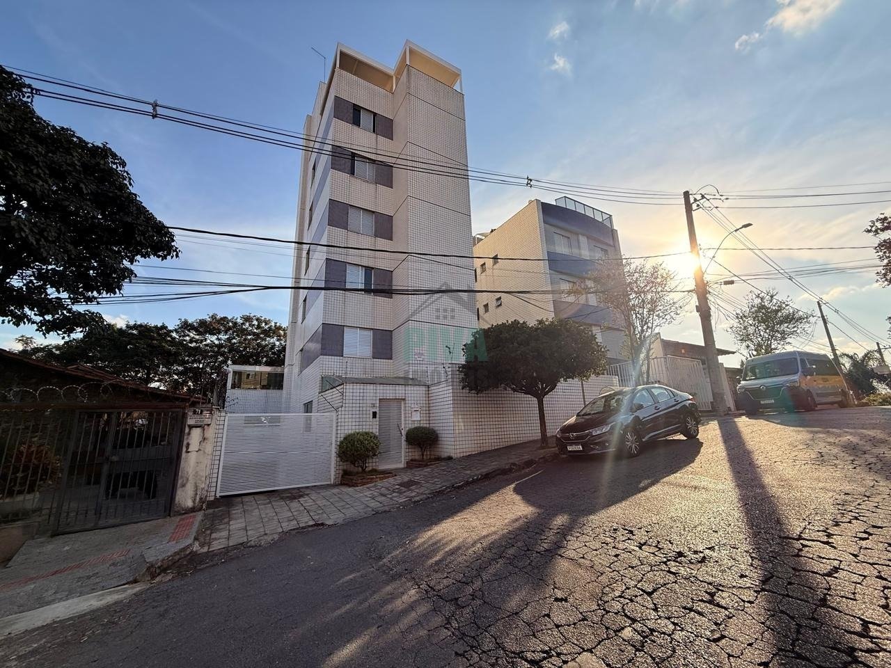 Apartamento com 3 quartos — Alto Caiçaras, Belo Horizonte