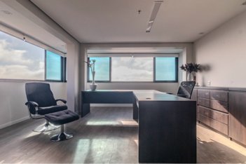 office em Avenida Carlos Gomes, Três Figueiras - Porto Alegre - RS