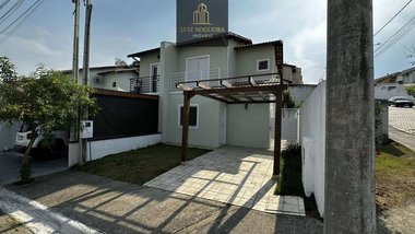 house em Avenida Doutor Antonio Pinheiro Junior, Jardim Campo Alegre - Pindamonhangaba - SP