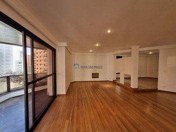 apartment em Rua Ministro Gabriel de Rezende Passos, Moema - São Paulo - SP