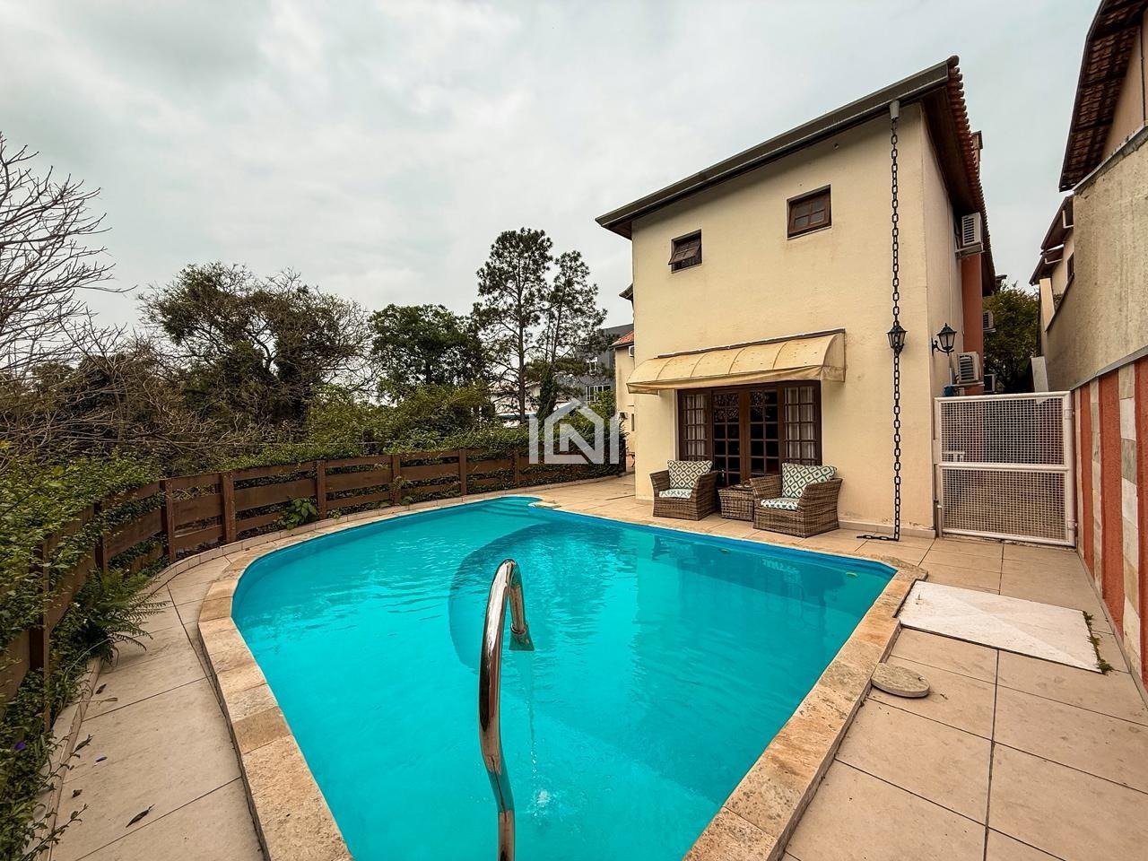 casa a venda no condominio sao paulo || - piscina