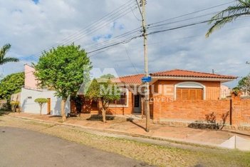house em Rua Oiampi, Guarujá - Porto Alegre - RS