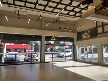 business em Alameda dos Maracatins, Indianópolis - São Paulo - SP