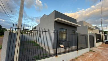 house em Rua Cleberson Kerber, Pinheirinho - Toledo - PR