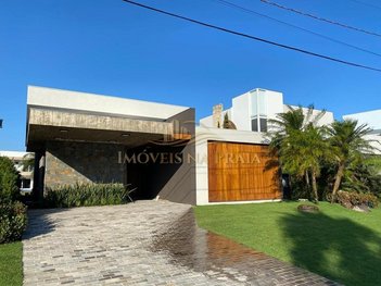 house em Rua Rio Jacuí, Centro - Xangri-Lá - RS