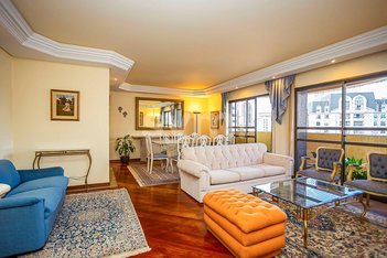 apartment em Rua Professor Fernando Moreira, Mercês - Curitiba - PR