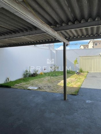 house em Rua Varsóvia, Jardim Europa - Uberlândia - MG