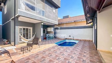 house em Avenida Renato Vargas, Loteamento Pinheiros de Tremembé - Tremembé - SP