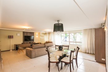 apartment em Rua Carneiro Lobo, Água Verde - Curitiba - PR