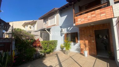 house em Rua Norival Paranaguá de Andrade, Hípica - Porto Alegre - RS