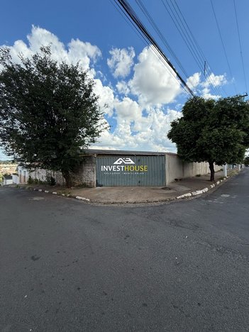 industrial em Rua Osvaldo Mendonça, Santa Cruz - Guaxupé - MG