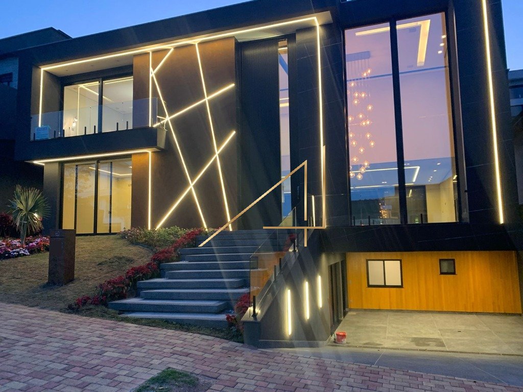 3e6a9f85-483d-4814-bf4b-7225599f6f70