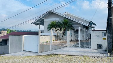 house em Rua Fritz Skoula, Badenfurt - Blumenau - SC