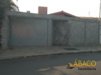 house em Avenida Araraquara, Vila Brasília - São Carlos - SP