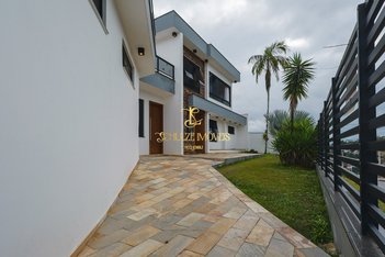 house em Rua Presidente Washington Luiz, Bom Retiro - Joinville - SC