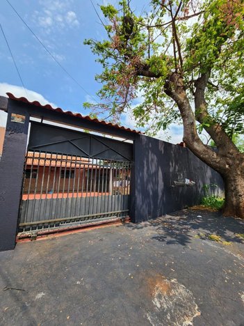 house em Rua Soldado Engrácio Francisco de Andrade, Jardim do Norte - Londrina - PR