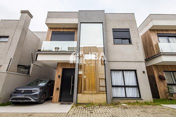 house em Rua Luiz Leopoldo Landal, Novo Mundo - Curitiba - PR