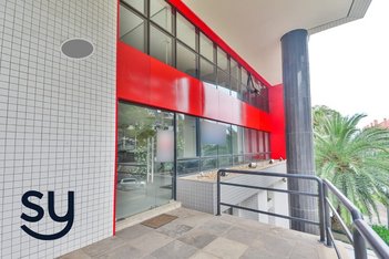 business em Avenida Luiz Manoel Gonzaga, Três Figueiras - Porto Alegre - RS