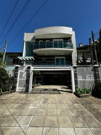house em Professora Ziláh Totta, Jardim Leopoldina - Porto Alegre - RS