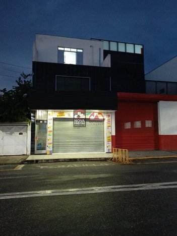 business em Rua Doutor Frederico Machado, Parque São Benedito - Pindamonhangaba - SP
