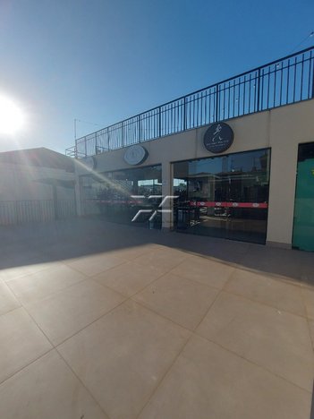 business em 02, Zona Central - Rio Claro - SP